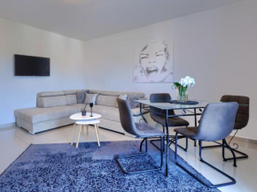 Apartment Amra 6 by Interhome